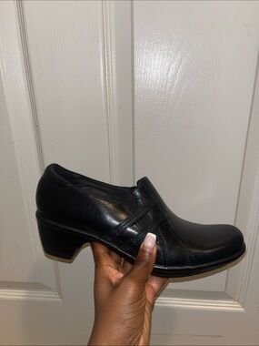 Clarks chunky heel shoes